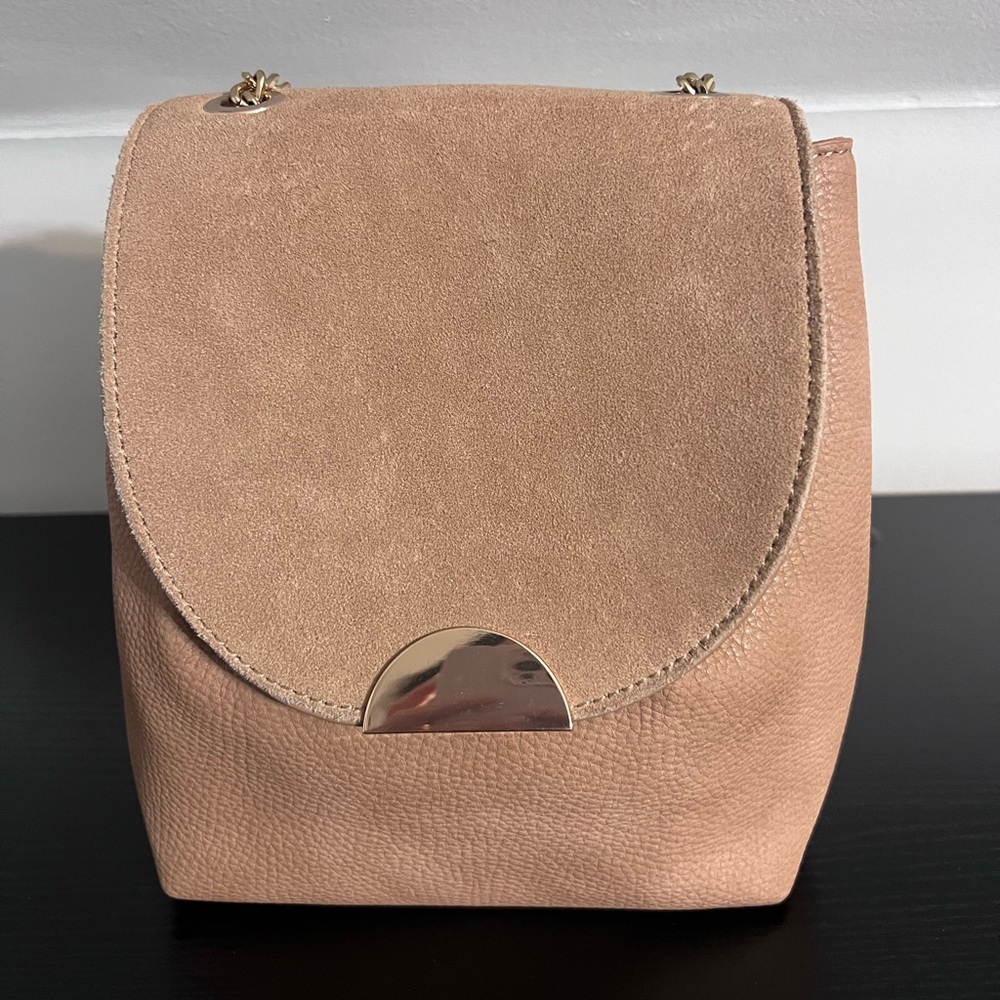 Tab cross body with gold chain cross body strap
